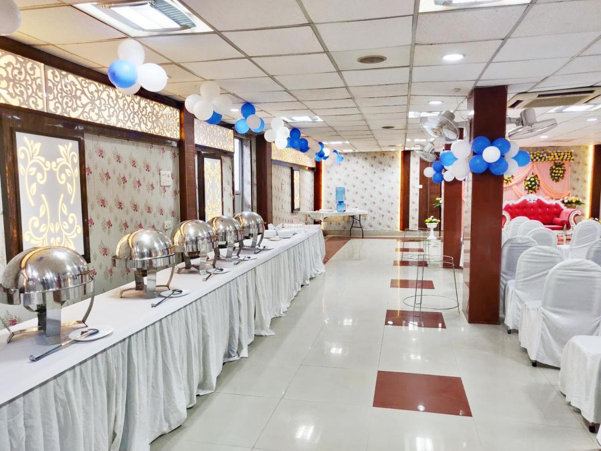Hotel Aman Palace Prayagraj Exterior photo